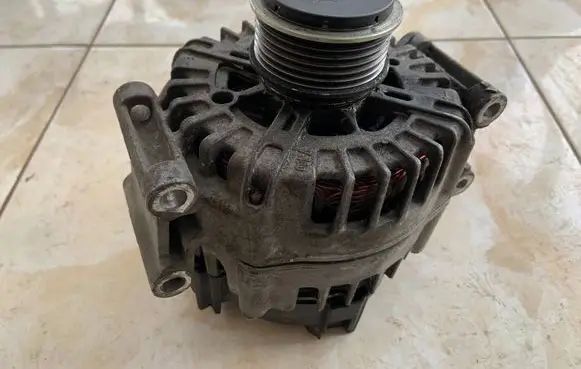Audi Q5 SQ5 Generator/alternator 06E903018L