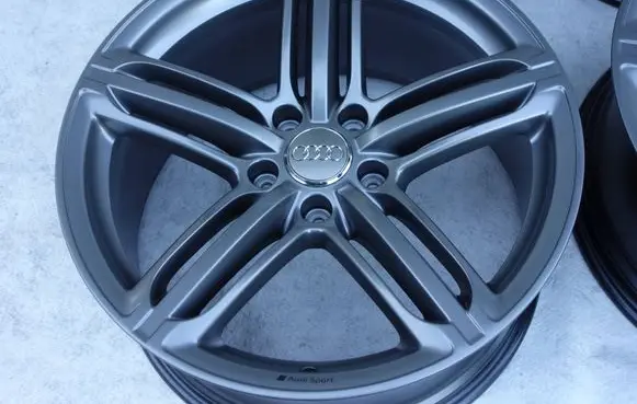 Audi Q7 4L R21 alloy rim 4L0601025AE