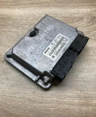 Opel Vectra B Engine control unit/module ECU 24417194 0281010269