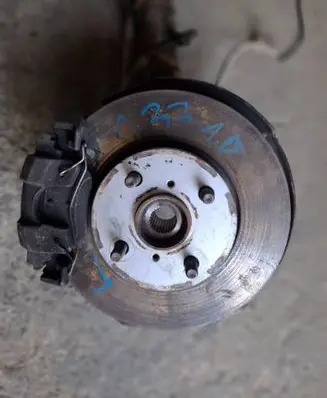 Toyota Yaris Front wheel hub spindle knuckle YARISII
