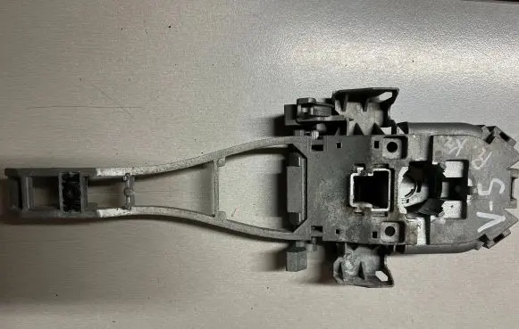 Front door exterior handle/bracket