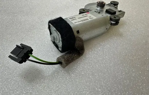 Volvo XC90 Sunroof motor/actuator 404451 10002328B00 091105A