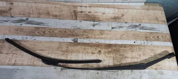 Volvo XC90 Front wiper blade arm AL231 180253