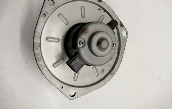 Mazda Xedos 6 Heater fan/blower HB111GA5R