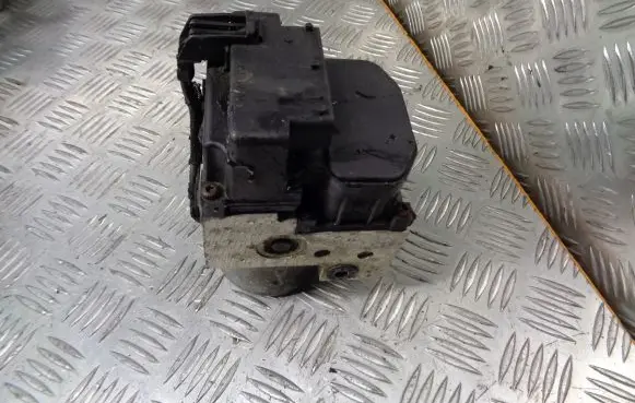 Citroen Xsara Picasso ABS Pump 9633666580