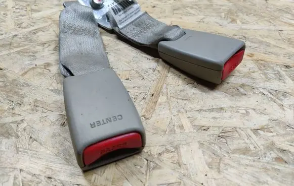 Honda Civic IX Middle seatbelt buckle (rear) TCL2241