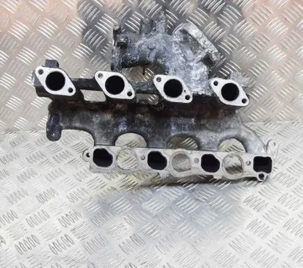 Mitsubishi L200 Intake manifold