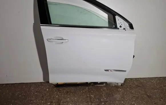 Citroen DS7 Crossback Front door 9815704180