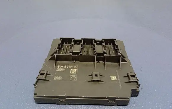 Volkswagen PASSAT CC Comfort/convenience module 3AA937087A