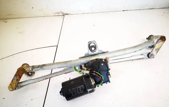 Audi A3 S3 8L Front wiper linkage and motor