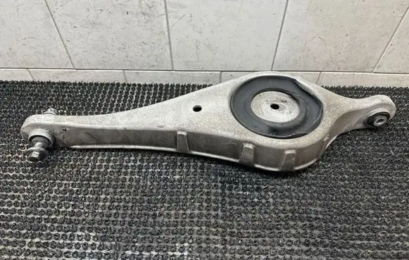 Rear upper control arm/wishbone