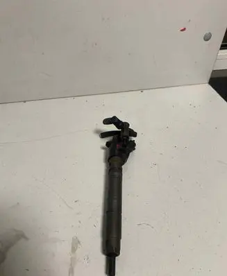 Volvo V70 Fuel injector 31272767 0445140987 0445116056