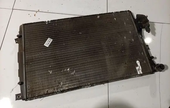 Skoda Octavia Mk2 (1Z) Coolant radiator