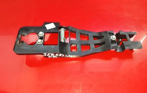 Jeep Grand Cherokee Front door exterior handle/bracket 04589888AD 45812000