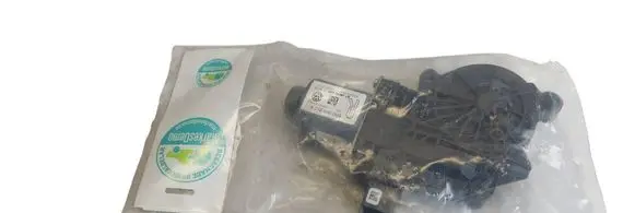 Skoda Fabia Mk3 (NJ) Rear door window regulator motor 6R0959812D