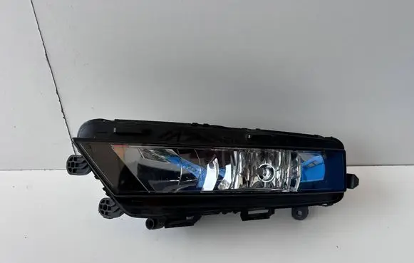 Skoda Octavia Mk3 (5E) Front fog light 5E0941699F