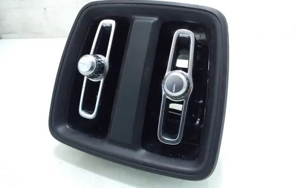 Rear air vent grill