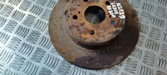 Lexus RX 300 Rear brake disc