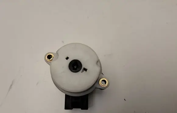 Volvo S60 Ignition lock contact 8645228