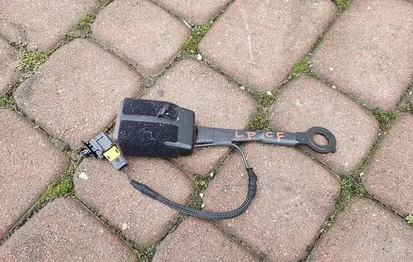 Opel Corsa F Seat belt height adjuster 6350543ETB-