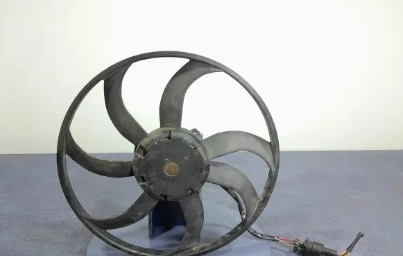Seat Leon (1P) Electric radiator cooling fan 1K0121203AG