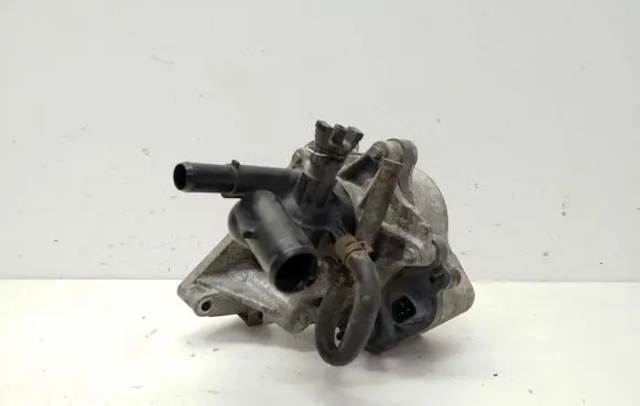 Toyota Prius c Water pump 0612K107048 PA9TGF35