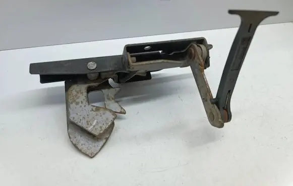 Mercedes-Benz CL C215 Engine bonnet/hood lock/catch A2158870027 A2158800064 2158870027