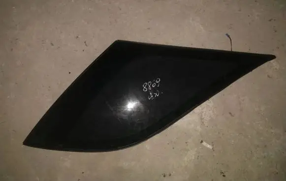 Mercedes-Benz ML W164 Rear side window