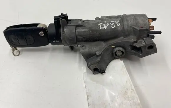 Audi A4 S4 B6 8E 8H Ignition lock 4B0905851C 4B0905851