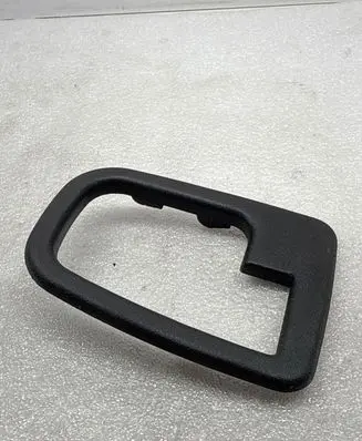 BMW 3 E36 Front door handle cover 51228219024