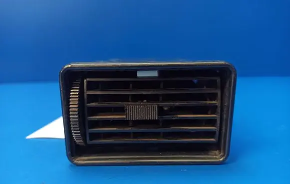 Jaguar XJS Dashboard side air vent grill/cover trim