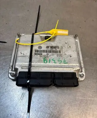 Volkswagen Golf V Engine control unit/module ECU