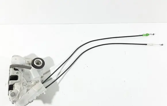 Toyota Yaris Front door lock 