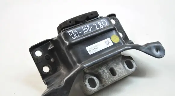 Audi A3 S3 8V Engine mount bracket 5Q0199555S