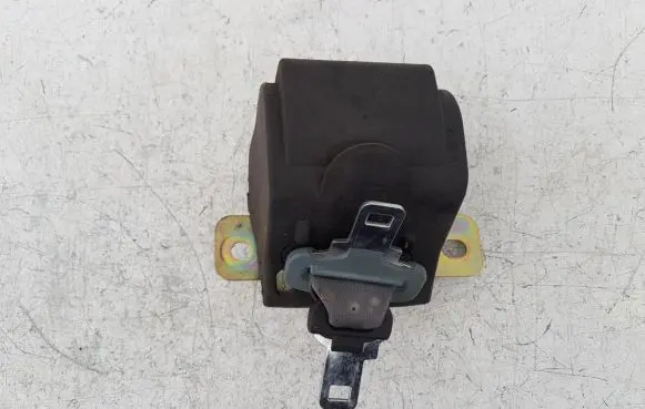 Renault Scenic I Middle seatbelt (rear) 