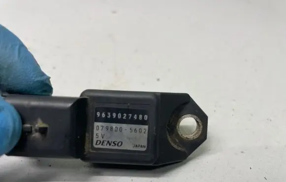 Volvo S40 Air pressure sensor 9639027480 0798005602