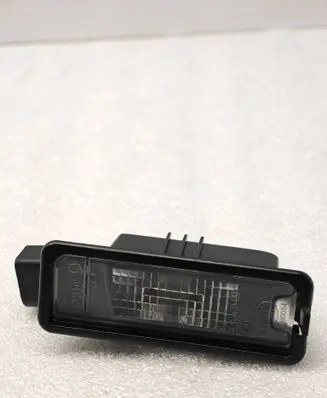 Volkswagen Amarok Number plate light 1K8943021