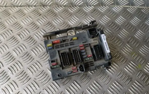Peugeot 307 BSM Control unit 9646405280 BSMB3