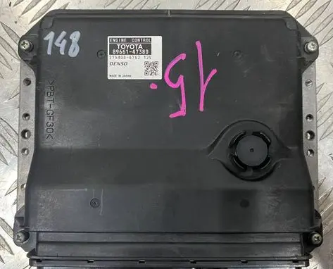 Toyota Prius+ (ZVW40) Engine control unit/module ECU PRIUSZVW40