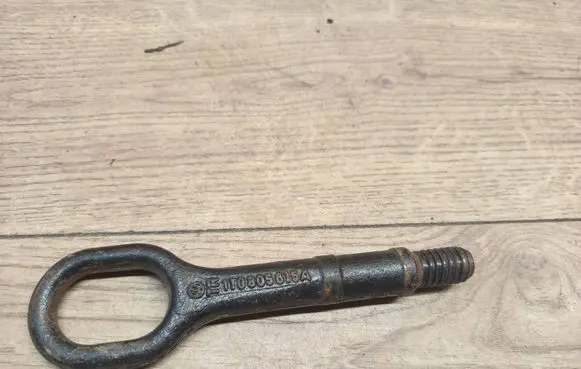 Volkswagen Touran I Towing hook eye 1T0805615A