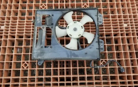 Mitsubishi Outlander Radiator cooling fan shroud CSA431B341A