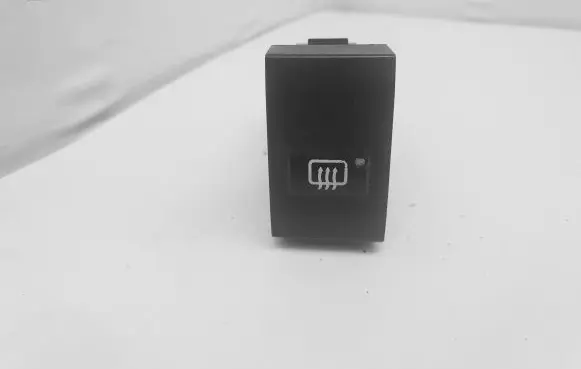 KIA Sorento Windscreen/window heater switch 864W03000 3E00041119
