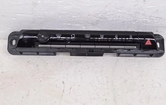 Citroen C5 Climate control unit 9828018177