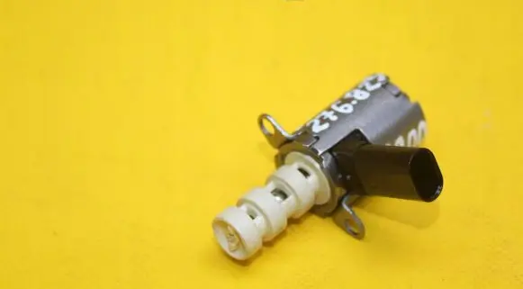 Mercedes-Benz GLC X253 C253 Oil pump A2781800415