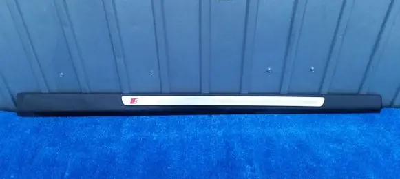 Audi A6 S6 C6 4F Front sill trim cover