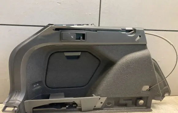 Volkswagen Golf VIII Trunk/boot side trim panel 5H9867427A