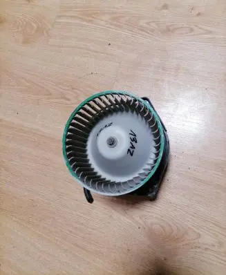 Nissan Sunny Heater fan/blower 4755030352 47550303522