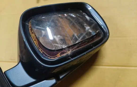 Honda Legend Front door electric wing mirror E4022553