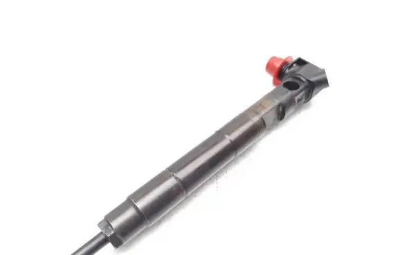 Mercedes-Benz C W204 Fuel injector A6510704987 28348371