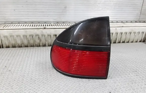 Renault Laguna I Rear/tail lights 7700820052